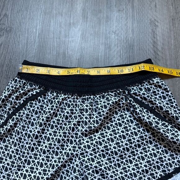 Champion Running Shorts Lined Black White Medium Athletic Workout Sporty - Picture 8 of 12